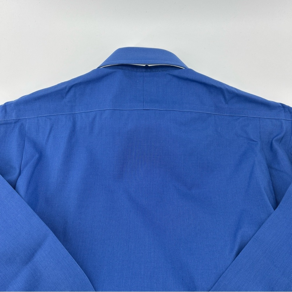 Jos A Bank Dress Shirt Men’s 15.5 Large Blue Pinpoint Classic Traveler NWT - Picture 4 of 12